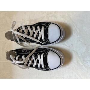 Men’s 7.5 Women’s 9 NFL New Orleans Saints Chucks Sneakers